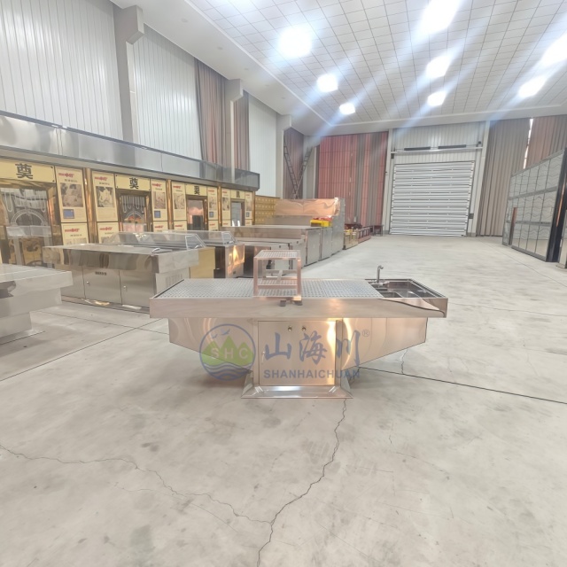 Mesa mortu&aacute;ria de embalsamamento para prepara&ccedil;&atilde;o cosm&eacute;tica antes da crema&ccedil;&atilde;o ou sepultamento